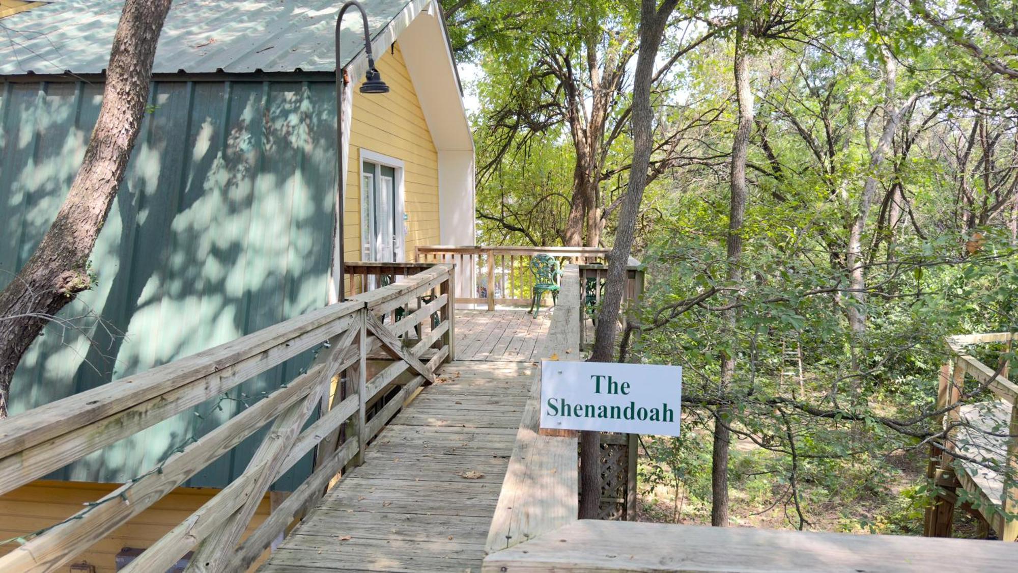 Bed And Breakfast On White Rock Creek Waco Ngoại thất bức ảnh
