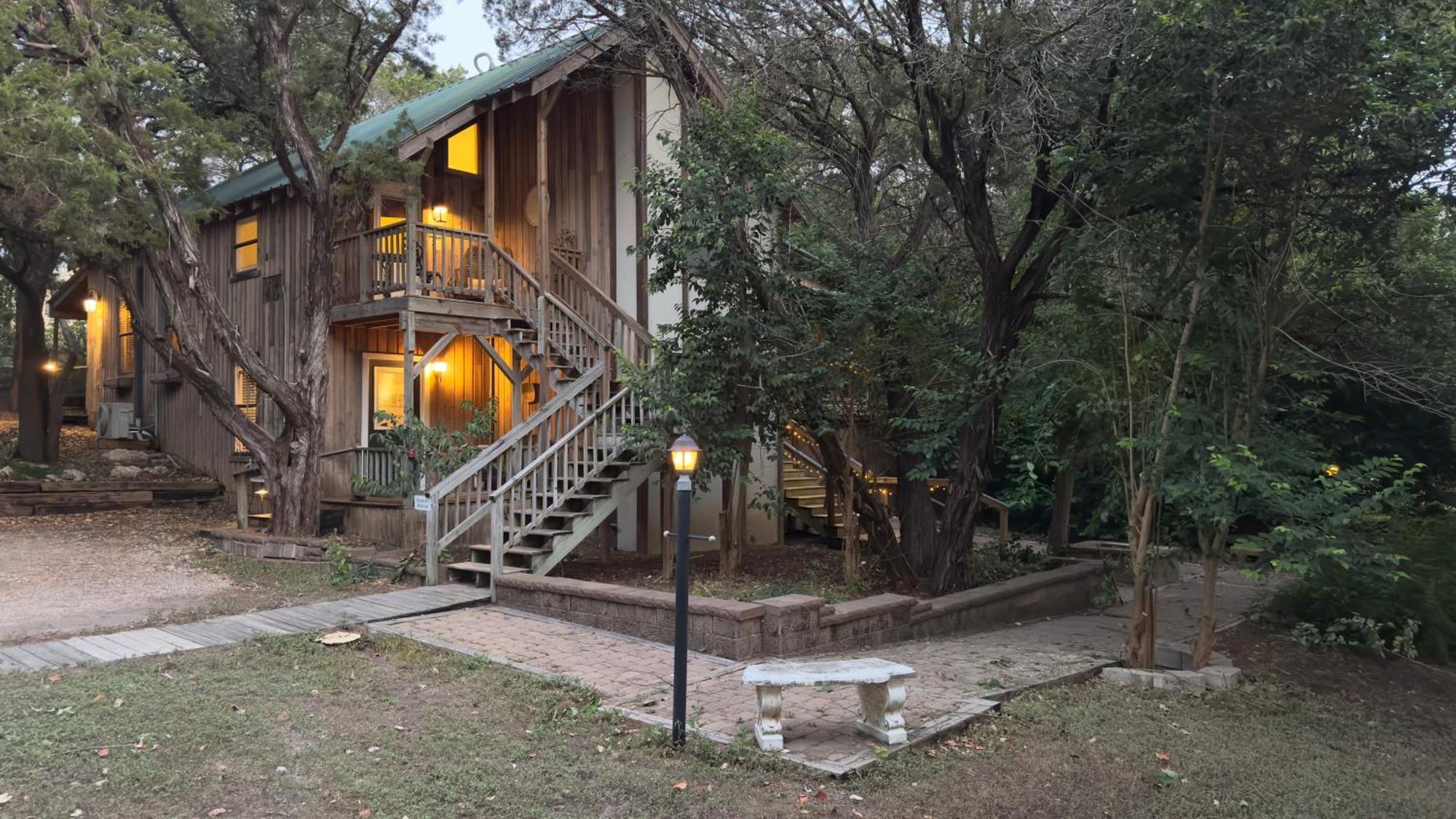 Bed And Breakfast On White Rock Creek Waco Ngoại thất bức ảnh